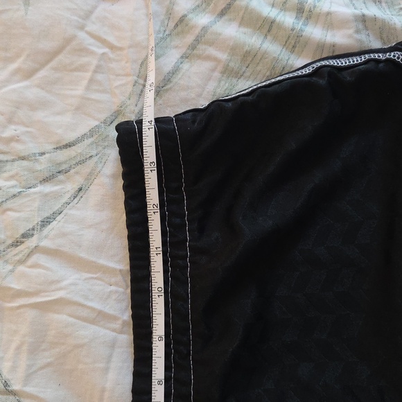 Women's Athletic Shorts - Picture 9 of 11